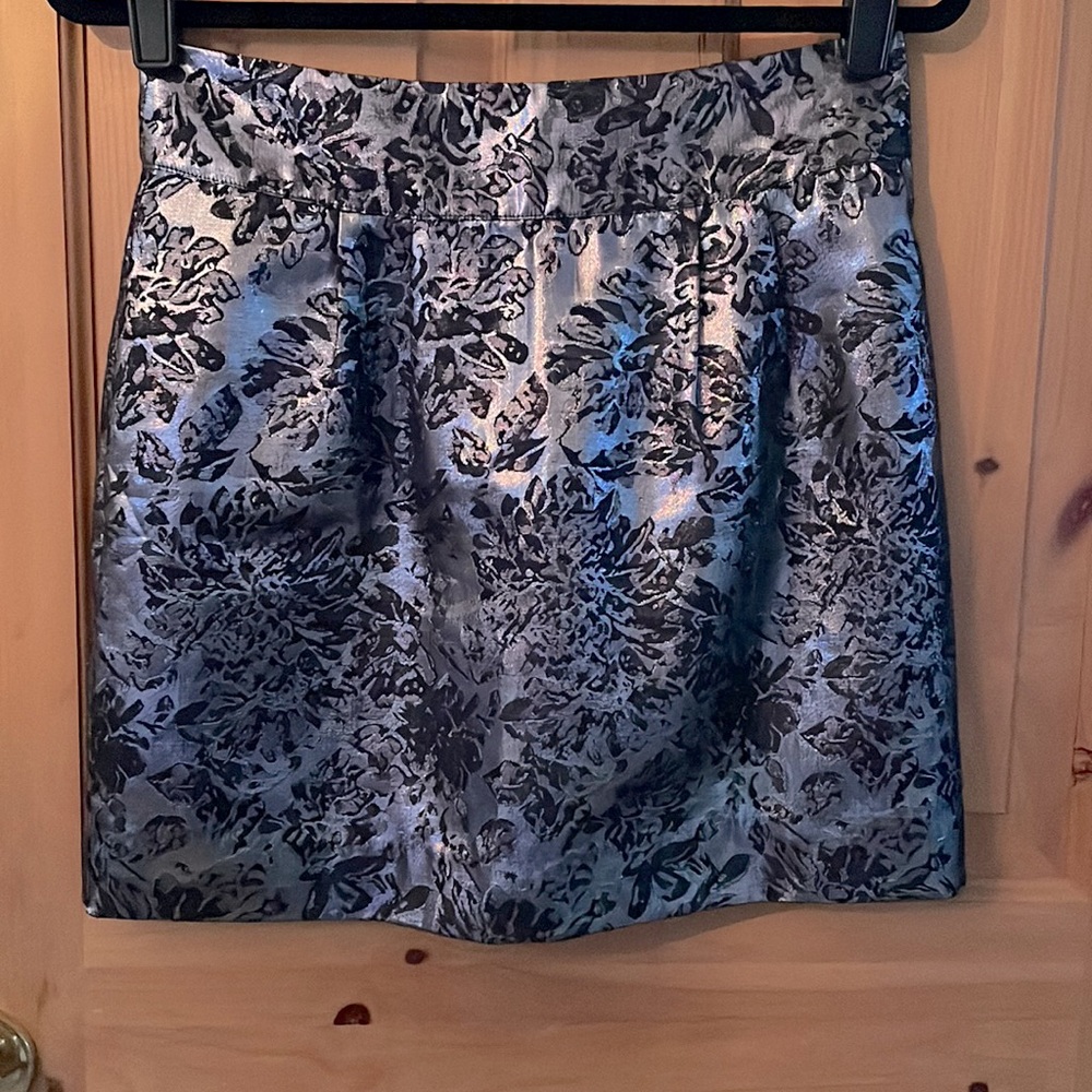 Floral Metallic Silver and Black Zip back mini skirt